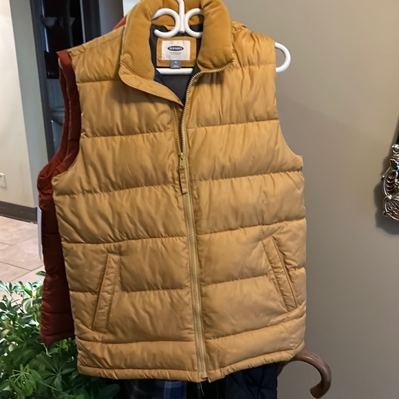 Old Navy Puffer vest gold/yellow - Picture 1 of 2